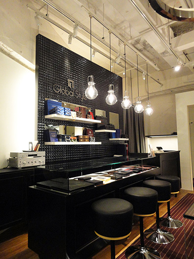 新宿南口店|店内